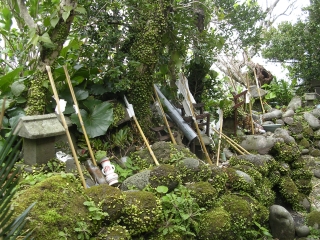 䏊_
