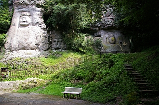 �F�얁�R��