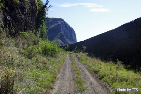 Route de Littoral $BJ)NN%l%f%K%*%sEg$N?FITCN(J