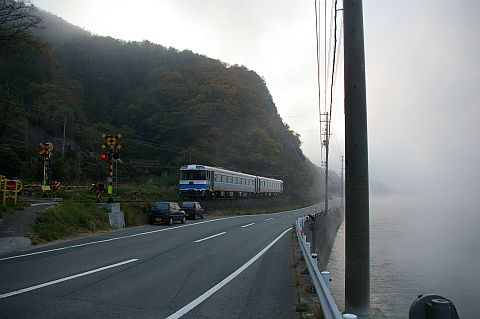 n엒
