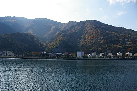 n엒